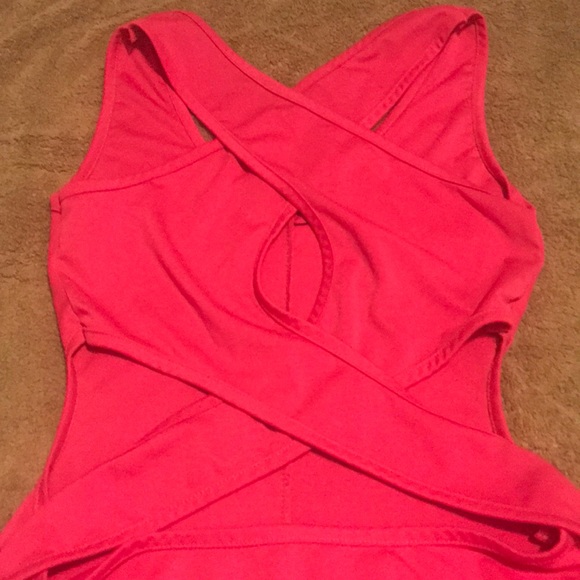 Very sexy cut dress - Picture 3 of 3